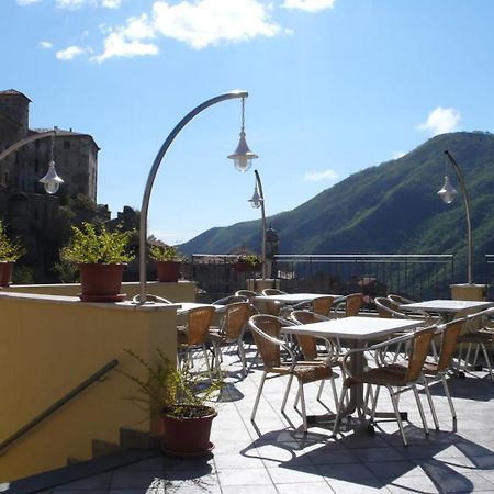 Albergo Cecchin Balestrino Экстерьер фото